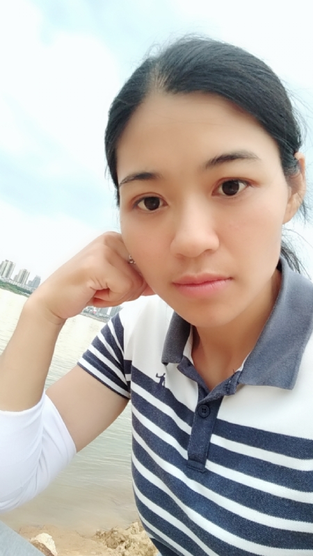 梅子的第一张照片--泰和闪婚服务中心